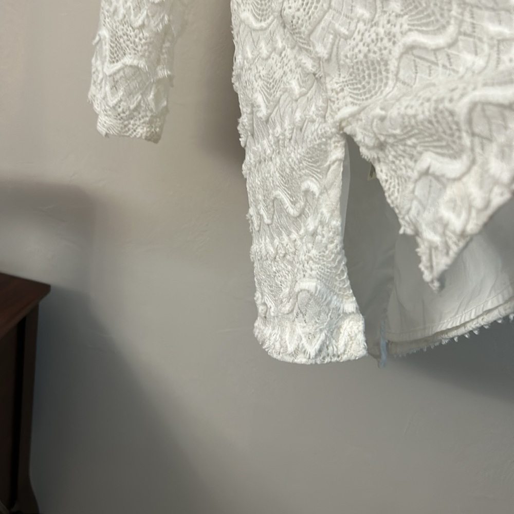 White crochet/lace lined top and pants - Picture 6 of 9